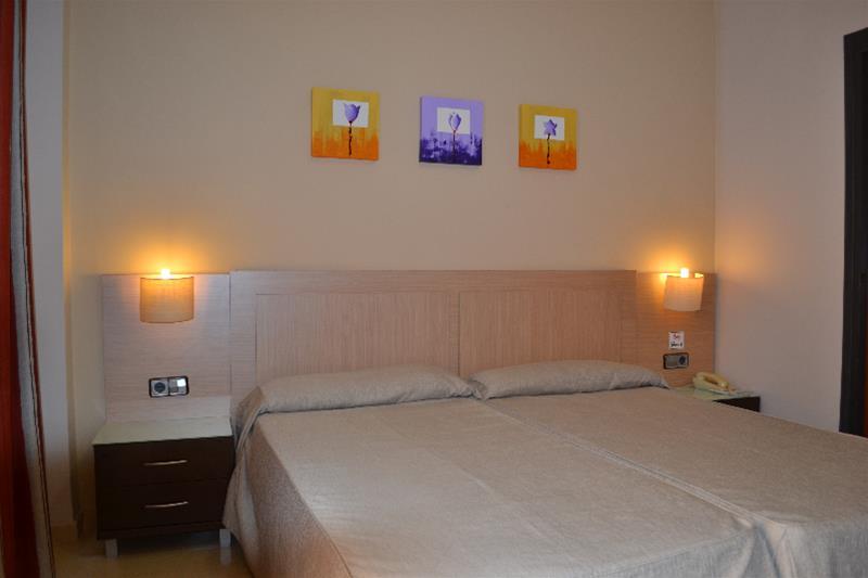 Hotel Primavera Бенидорм Екстериор снимка