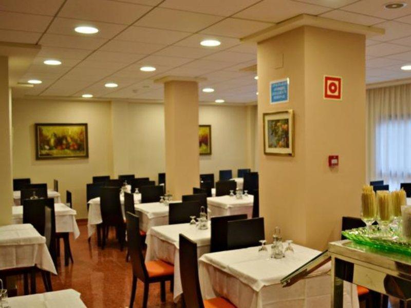 Hotel Primavera Бенидорм Екстериор снимка